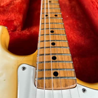 Fender Stratocaster with 3-Bolt Neck, Maple Fretboard 1971 - 1977 - Olympic White image 12