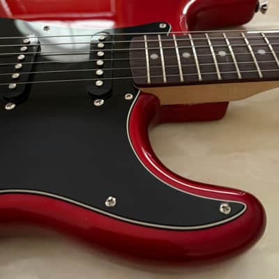 Squier Affinity Series Stratocaster HSS - Metallic Red image 6