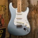 Fender Custom Shop '69 Reissue Stratocaster Journeyman Relic - Fire Mist Silver