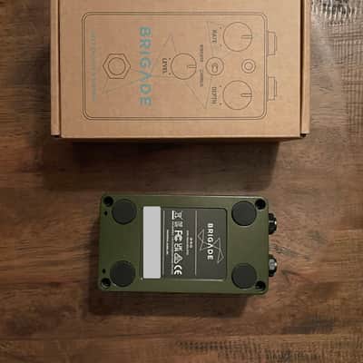 Universal Audio Brigade Chorus & Vibrato 2023 - Present - Green image 4