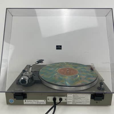 Technics - SL-20 - Belt-Drive Turntable - AT-10 stylus - Inc. Dustcover/Dust-Bug image 7