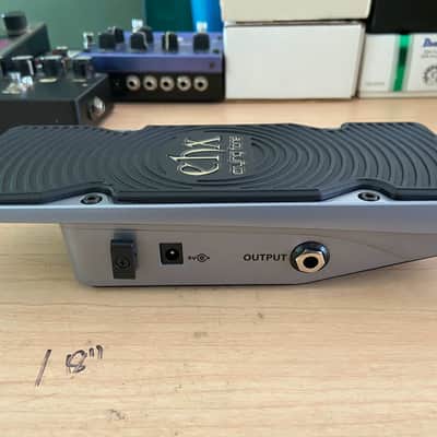 Electro Harmonix 'Crying Tone' Wah image 4