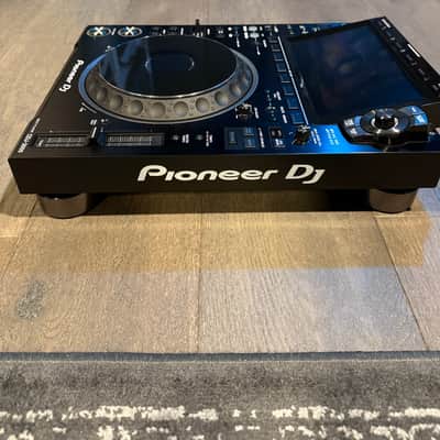 Pioneer CDJ-3000 in Excellent Condition! 2 of 2 image 2