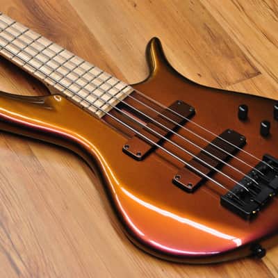 F Bass BN 5 - Colour Shift image 5