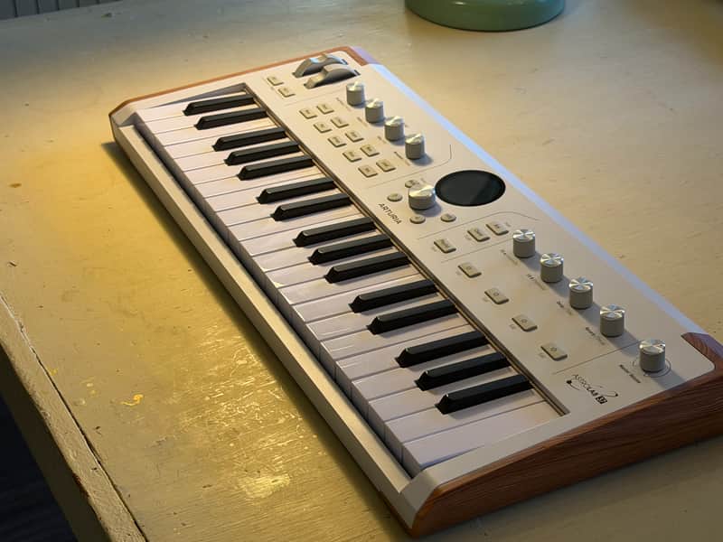 Arturia AstroLab 37-Key Stage Keyboard 2025 - Present - White image 1