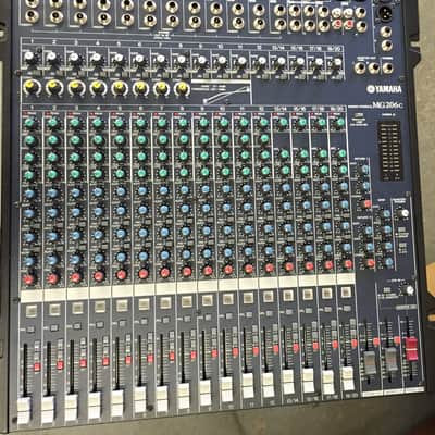 Yamaha MG206C mixing console image 1