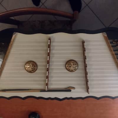 Hammered Dulcimer image 4