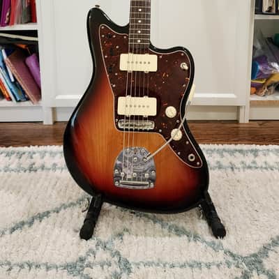2006 Fender American Vintage AVRI '62 Jazzmaster Sunburst image 2