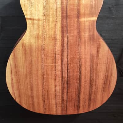 724ce Grand Auditorium / V-class Acoustic-Electric Guitar - Natural Hawaiian Koa image 5