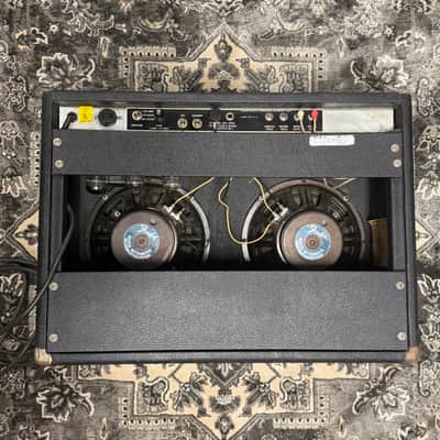 Fender Vibrolux Reverb 2-Channel 35-Watt 2x10" Guitar Combo 1978 - Silverface image 3