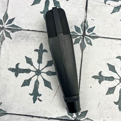 Sennheiser MD 421 II Cardioid Dynamic Microphone image 3