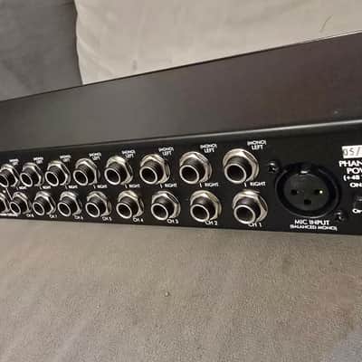 ART MX822 8-Channel Line Mixer with Effects Loop 2013 - Present - Black image 7