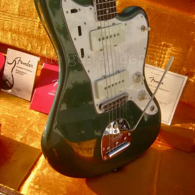 ♚AS NEW♚CRAZY RARE!♚ 2020 FENDER American Vintage Reissue JAZZMASTER USA ♚9.5" Radius !♚ '65 * 1965 ♚SHERWOOD GREEN METALLIC !!! ♚ 8.1 LBS image 12