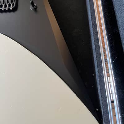 Ran Invader 2018 - Satin Black image 3