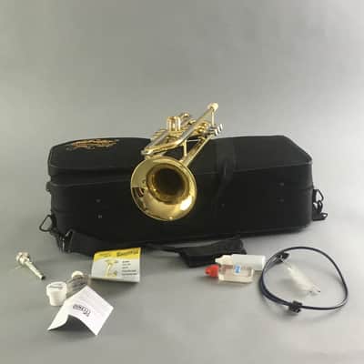 Jean Paul Brass Trumpet Band Orchestra Musical Instrument Original Case Extras Cleaning Kit image 14