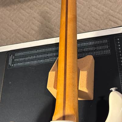Kramer Pacer Deluxe with Maple Fretboard 1983 - 1987 - White image 9