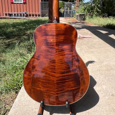 Taylor 618e with ES1 Electronics 2010 - Brown Sugar image 2