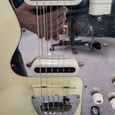 Vintage 1966 White Guyatone LG-65T Single Coil Pickups Whammy Pro Setup Gigbag image 4