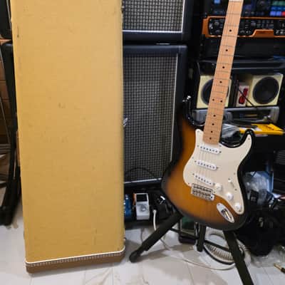 2017 Fender American Original '50s Stratocaster Maple Fretboard 2-Color Sunburst Nice! image 13