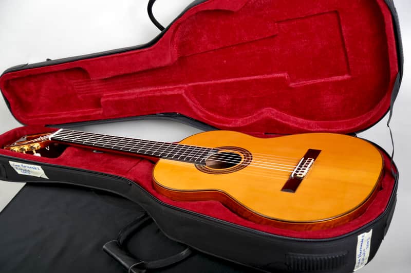 Juan Hernandez Estudio Classical Guitar Handmade in Spain 2003, Solid Spruce, Solid Mango Back image 1