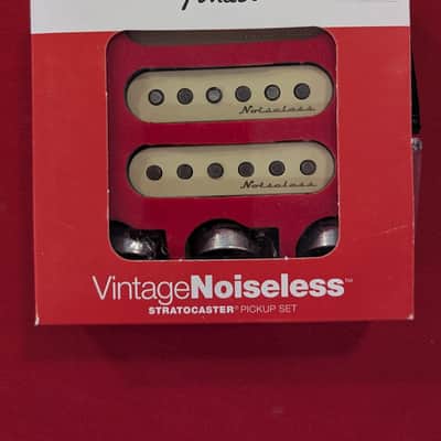 Fender 099-2115-000 Vintage Noiseless Stratocaster Pickup Set - Aged White image 1