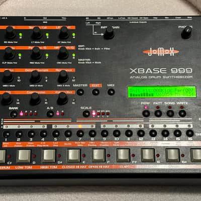 Jomox Xbase 999 Analog Drumcomputer image 2