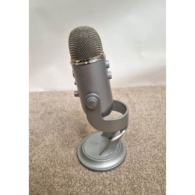 Blue Yeti - USB Microphone - Silver - Excellent image 10