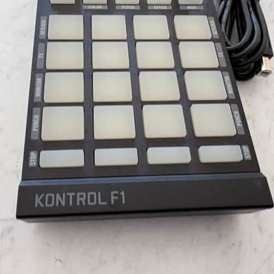 Native Instruments Traktor Kontrol F1 2010s - Black image 3