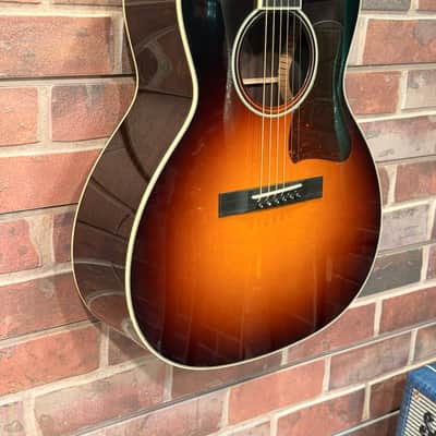 Collings C10 Deluxe - Sunburst Custom Deep Body image 3
