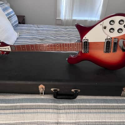 1993 Rickenbacker 610/12 – FireGlo image 4