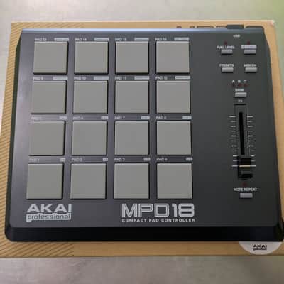 Akai MPD18 2010s - Black image 1