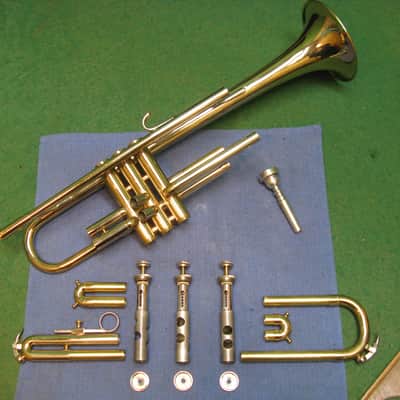 Blessing Scholastic B-125 Trumpet - Reconditioned - Case & Blessing 7C Mouthpiece image 2