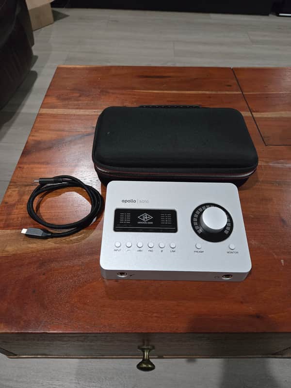 Universal Audio Apollo Solo Thunderbolt 3 Audio Interface