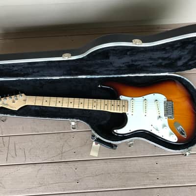 Fender USA Lefty Sunburst Stratocaster Early 90's With HSC image 16