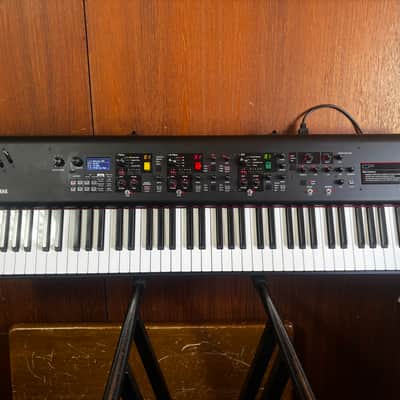 Yamaha CP73 73-note Stage Piano w/ bag image 1