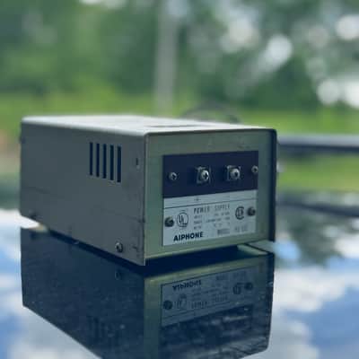 AIPONE PS-12C 12 Volt DC Regulated Power Supply image 1