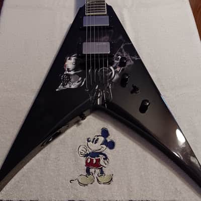 Dean Dave Mustaine VMNT - Vic Rattlehead/Black image 2
