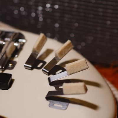 Jazz Bass-style Felt bass mutes reproduction  1960 image 19