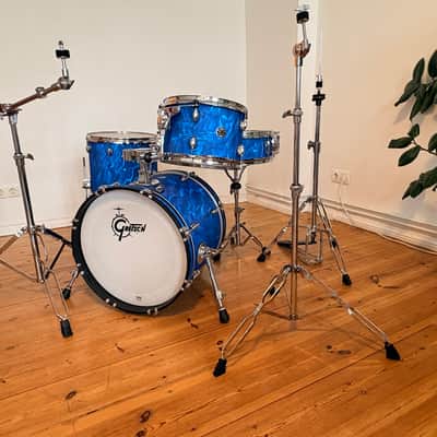 Gretsch Catalina Club Studio Blue Satin Flame Drum Set 2022 - Blue Satin Flame image 2