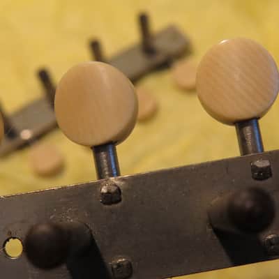 vintage 1800's early 1900's vintage mandolin tuners striped catalin/bone/ivory buttons image 3