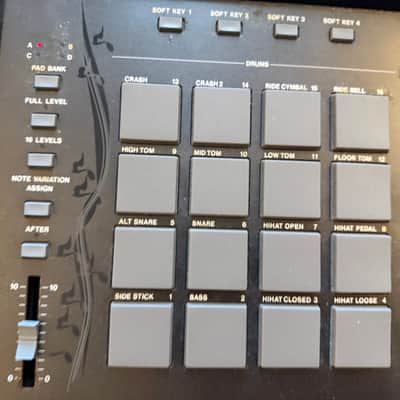 Akai MPC3000LE MIDI Production Center 1999 - 2001 - Black w Extras ***READ*** image 5