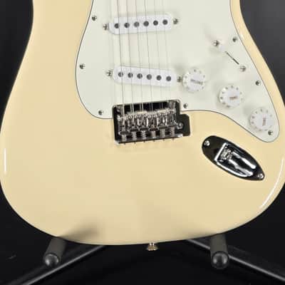Fender 0141512505 Limited Edition Player II Stratocaster, Electric Guitar, RM, Olympic White image 1