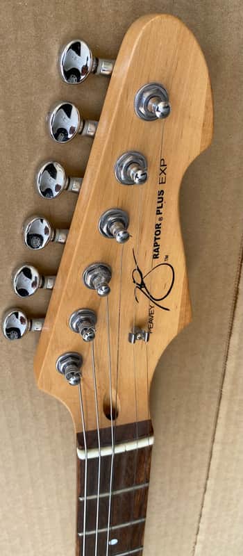 Peavey Raptor Plus EXP 2000's - Sunburst image 1