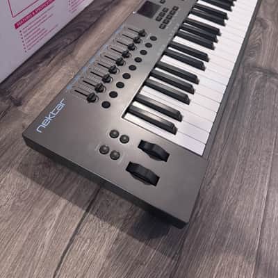 Nektar Impact LX49+ USB MIDI Keyboard Controller 2016 - 2021 - Black image 2