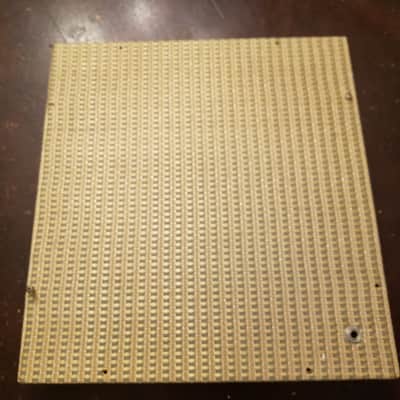 Audiomatic Empty vintage MCM speaker cabinet for 8" driver 1956 - gold woven cloth grill and alligator skin Tolex image 5