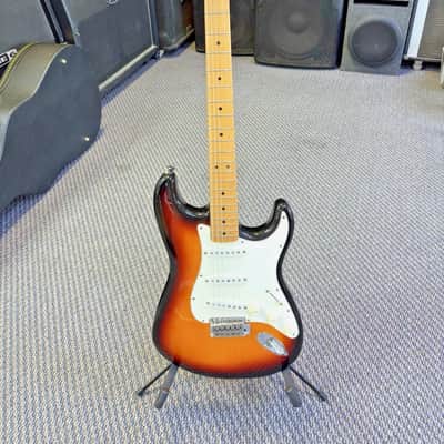 Fender Standard Stratocaster with Maple Fretboard 1995 - Brown Sunburst image 1