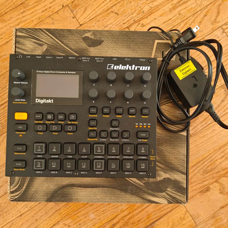 Elektron Digitakt I + Extras image 1