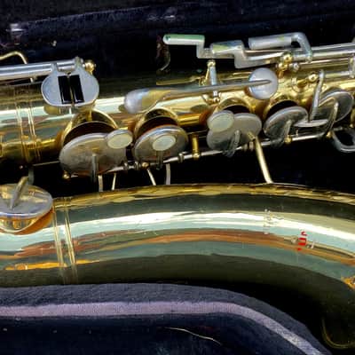 Bundy Alto Saxophone Red Label #456498 w/ Green Case USA image 2