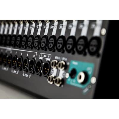 Allen & Heath Qu-SB Portable 18-In/14-Out Digital Mixer image 8