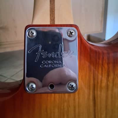 Fender American Professional Stratocaster with Maple Fretboard 2017 - 2019 - Sienna Sunburst image 6